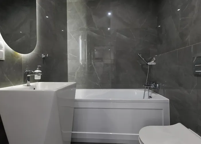 Апартаменты In&cognito With Parking And Wifi